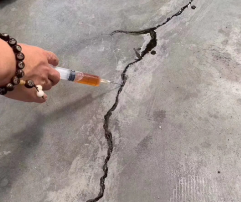 柞水混凝土裂缝修补技术详解​